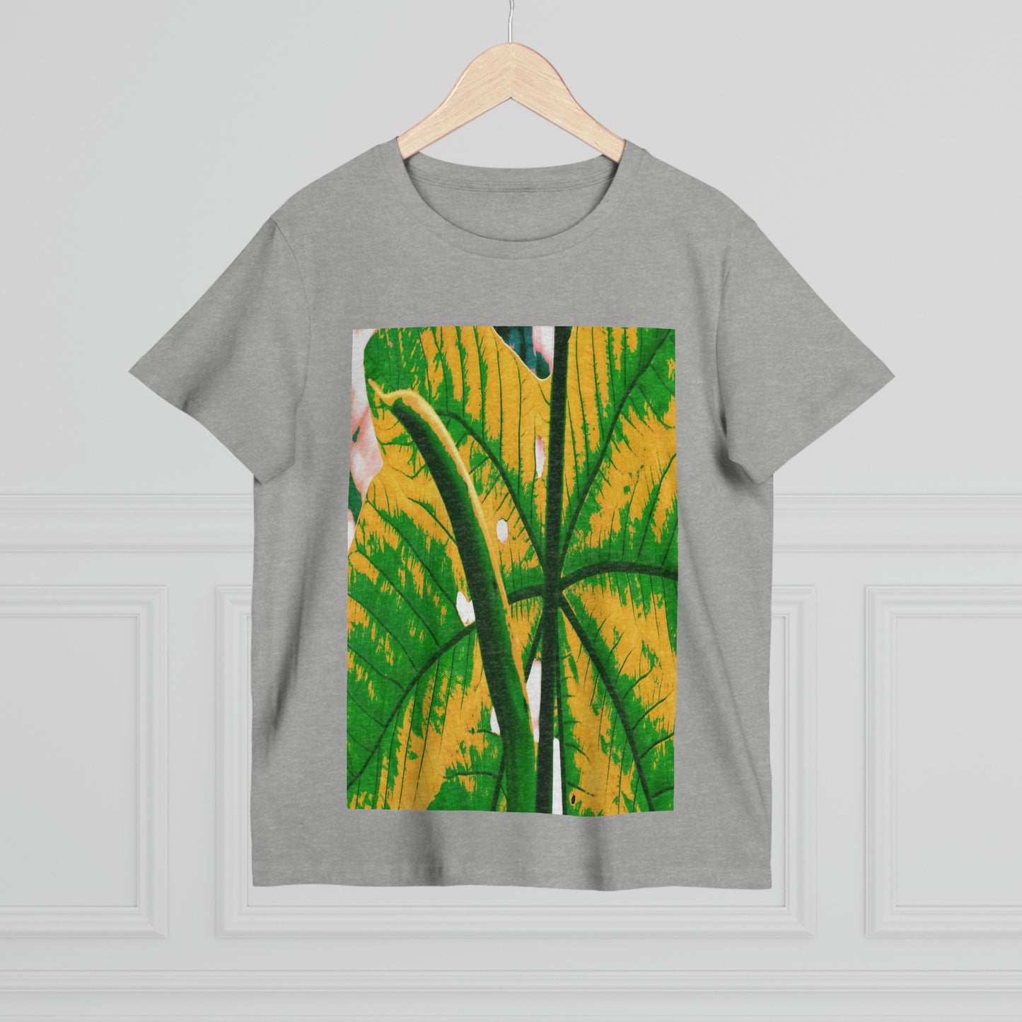 Printed in AUSTRALIA - Women’s Maple Tee - Yagrumo Tree leaf - El Yunque rainforest - Alien Vision 👽