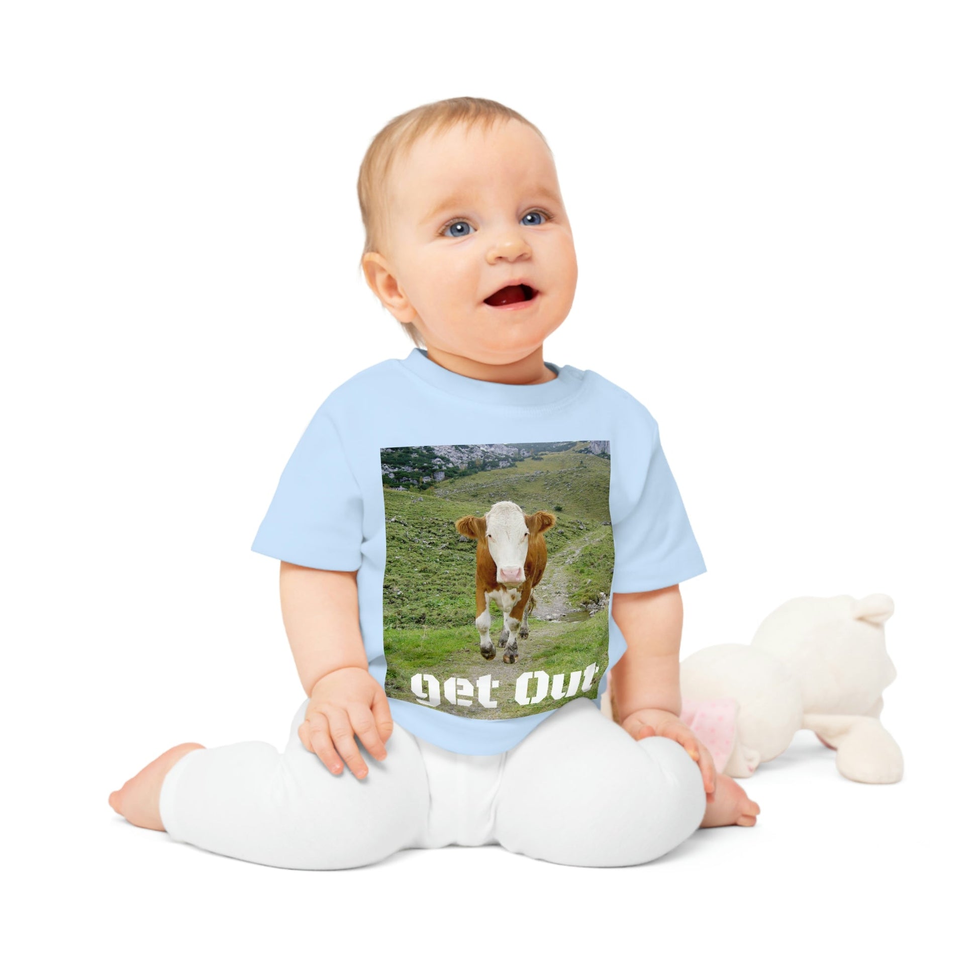 Baby Organic T-Shirt - The Cow is coming - Get Out - back and hugging Kangaroos in Australia - Printed in EU - Green Forest Home