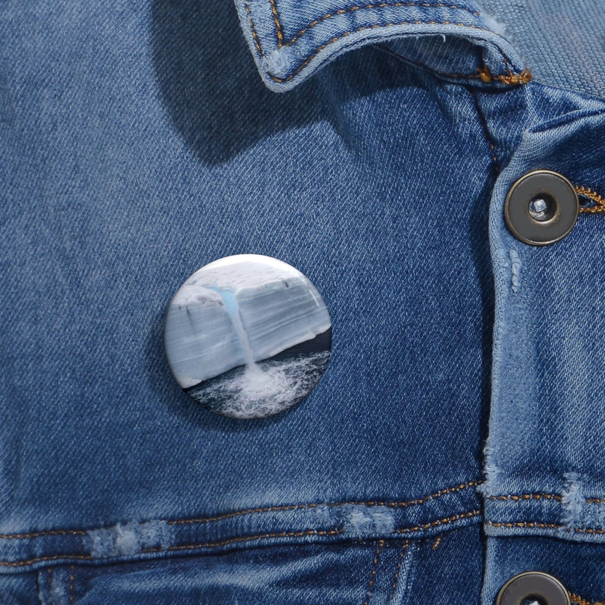 Cheap Pin Buttons - Made in USA in 2 days - The Polar ice melts due to Global Warming - Green Forest Home