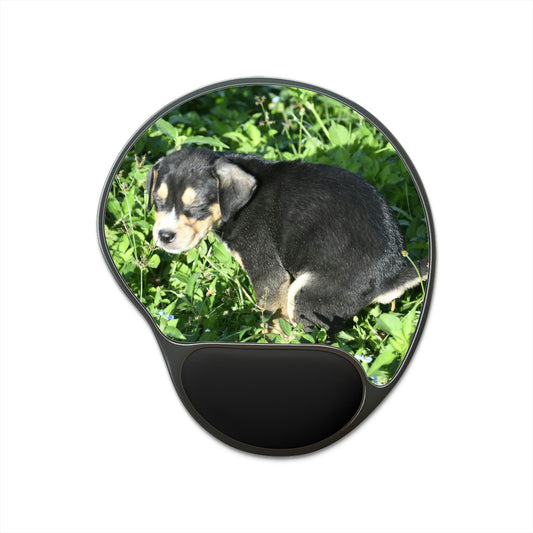 Ergonomic Mouse Pad With Wrist Rest - US Print - A puppy is getting his necessities done - Puerto Rico - PETS - Green Forest Home