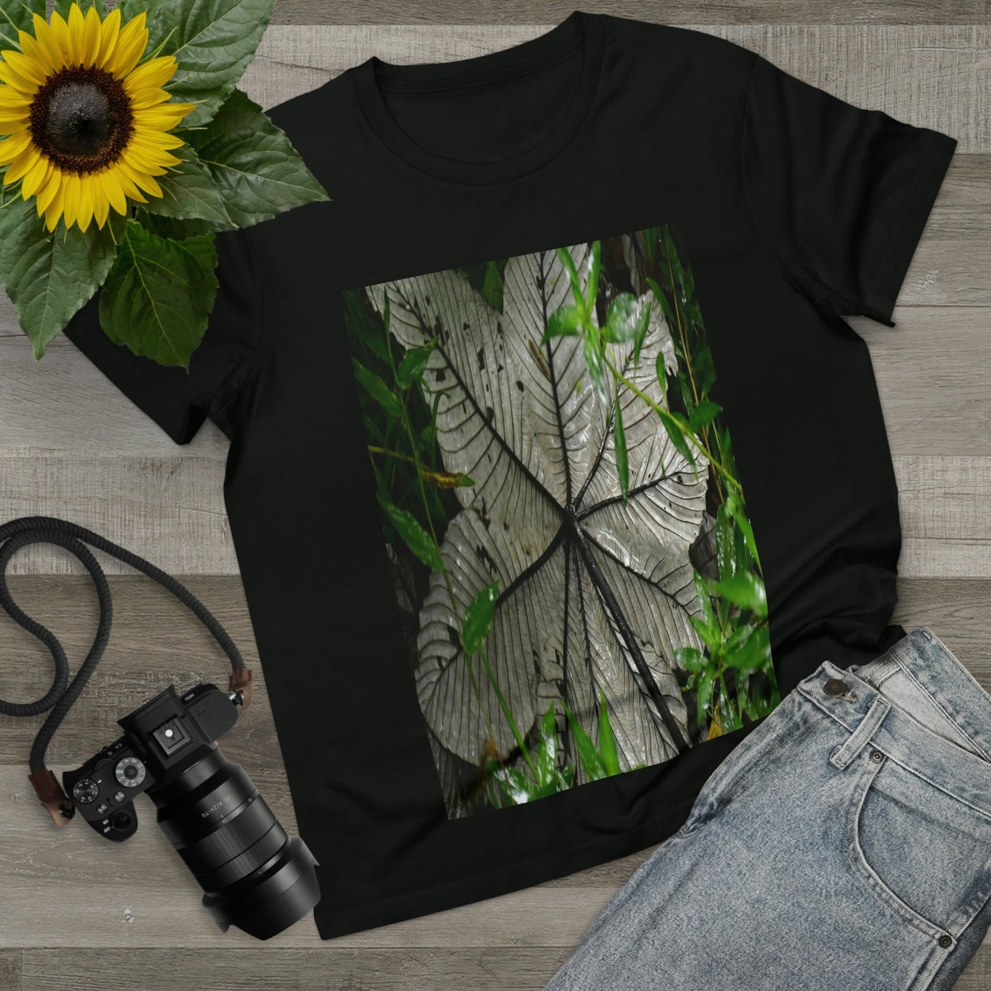 Printed in AUSTRALIA - Women’s Maple Tee - Yagrumo Tree leaf - El Yunque rainforest - HumanVision 👩‍🦰 - Green Forest Home