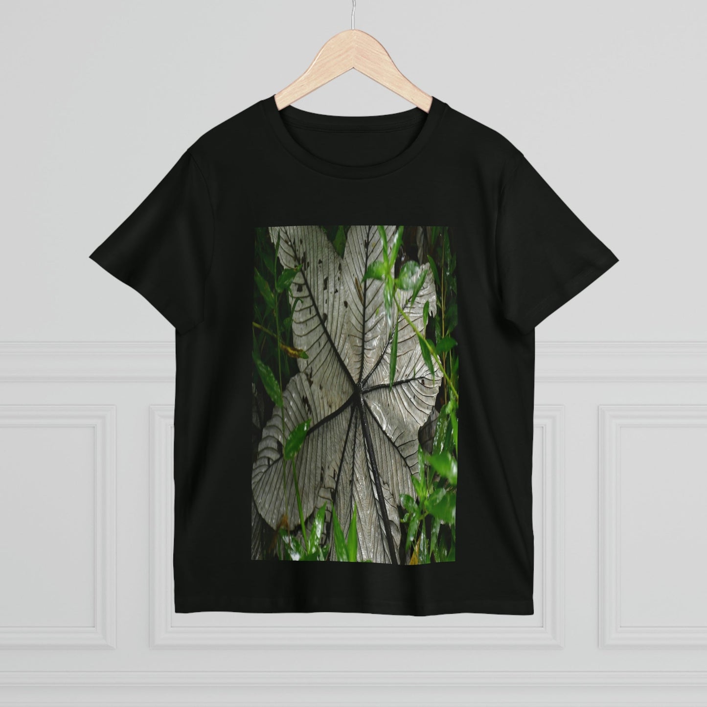 Printed in AUSTRALIA - Women’s Maple Tee - Yagrumo Tree leaf - El Yunque rainforest - HumanVision 👩‍🦰 - Green Forest Home