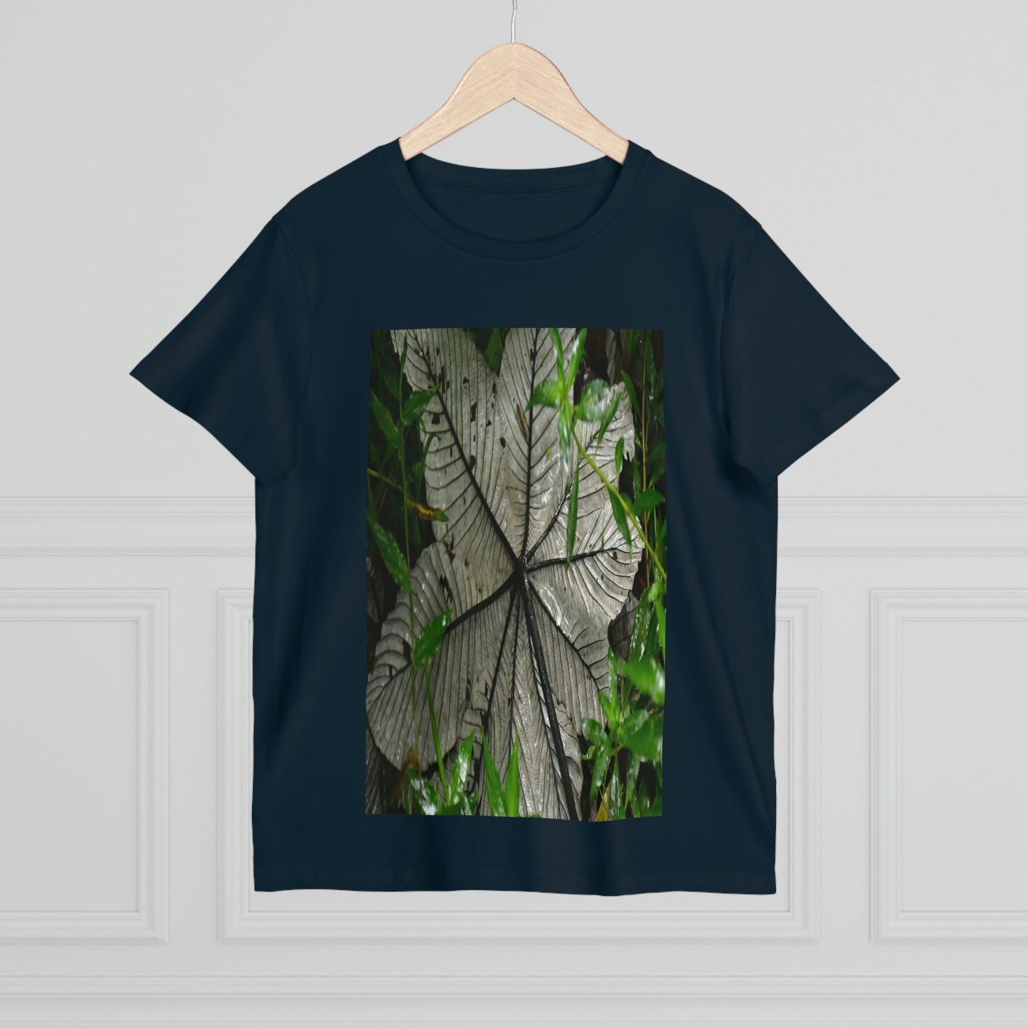 Printed in AUSTRALIA - Women’s Maple Tee - Yagrumo Tree leaf - El Yunque rainforest - HumanVision 👩‍🦰 - Green Forest Home