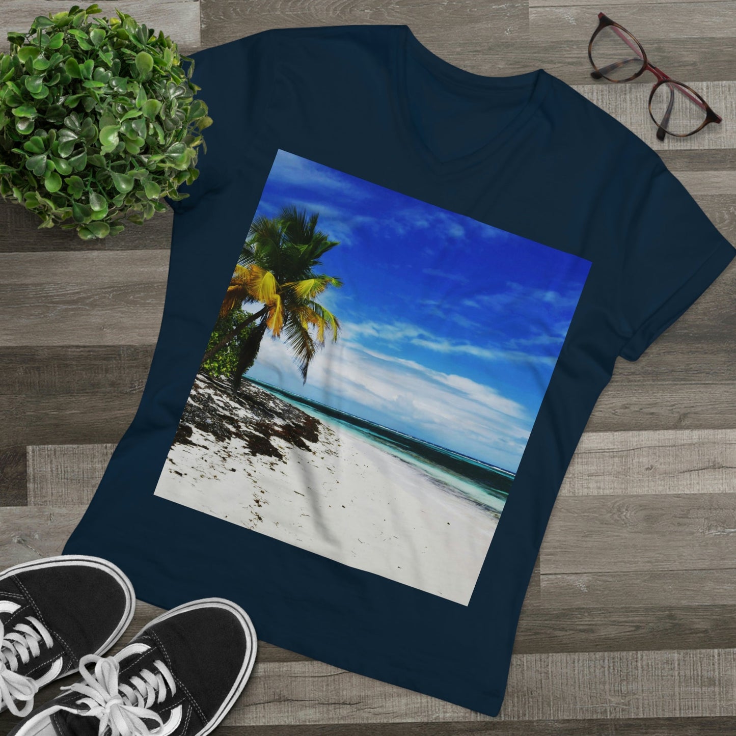 PRINTED in GERMANY for EU - Men’s Presenter V-neck - The remote ISOLATED paradise of Mona Island near Puerto Rico - Green Forest Home