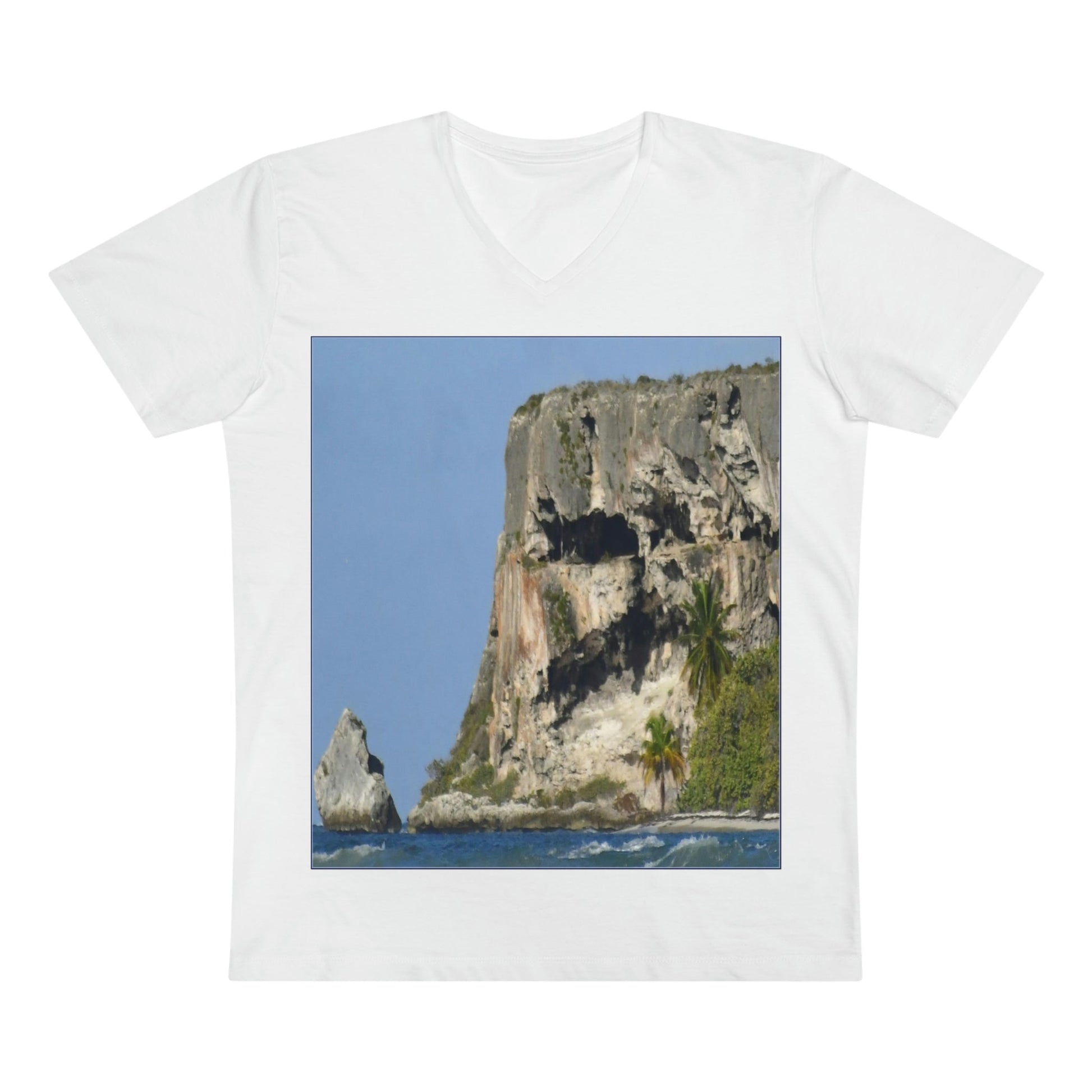 PRINTED in GERMANY for EU - Men’s Presenter V-neck - The remote ISOLATED paradise of Mona Island near Puerto Rico - edge of pajaros beach and caves - Green Forest Home