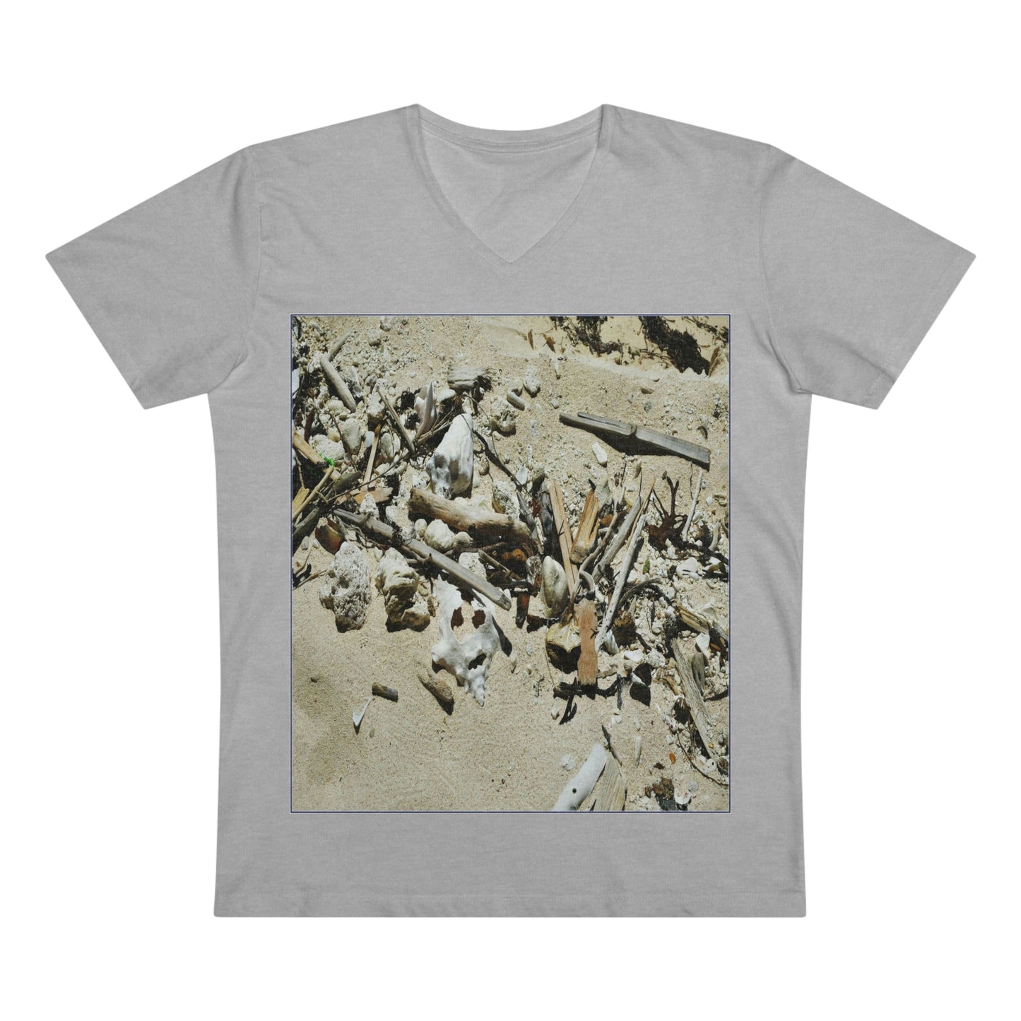 PRINTED in GERMANY for EU - Men’s Presenter V-neck - The remote ISOLATED paradise of Mona Island near Puerto Rico - TIDE seashell's eyc - Green Forest Home