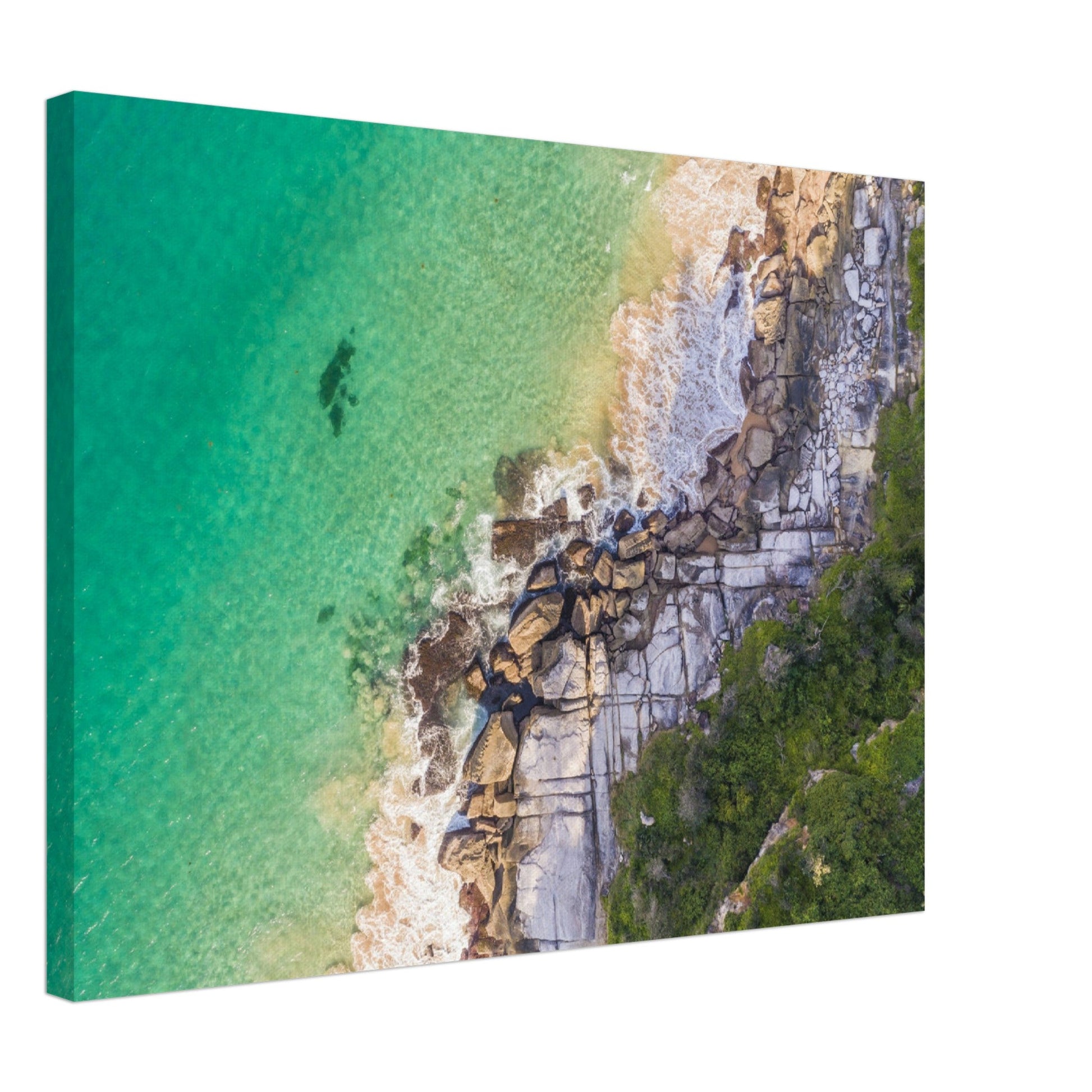 Thin Canvas - An aerial photo of beautiful beaches in Byron Bay. AUSTRALIA - Green Forest Home